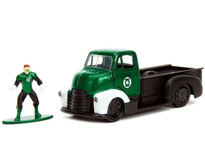 Jada 33093 DC Comics 1952 Chevrolet COE Pick Up Truck 1:32 with Green Lantern Figure