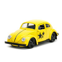 Punch Buggy 1:32 1959 Volkswagen Beetle Die-cast Car with Mini Gloves Accessory (Yellow)